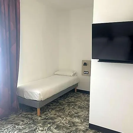 Nord Aeroport 2* بيربينيو
